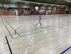 SKAL DU IKKE MED TIL ET SKUMTENNISSTÆVNE? - Det er sjovt og giver sved på panden